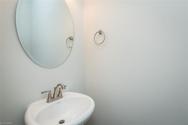 1070 Pinnix Loop, Burlington, NC 27217