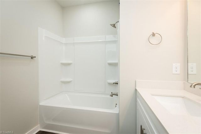 1070 Pinnix Loop, Burlington, NC 27217