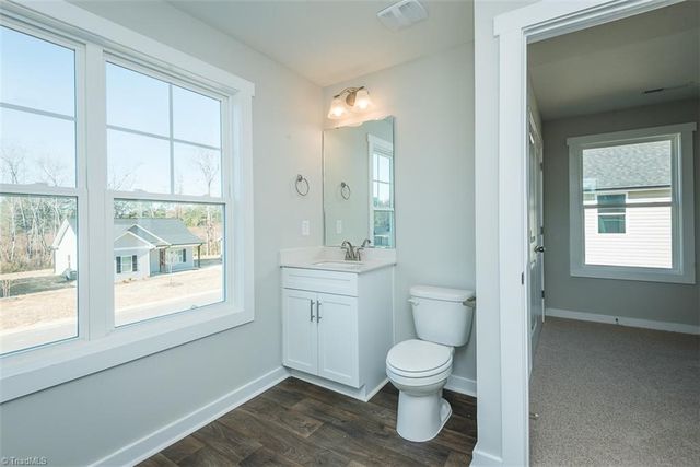 1070 Pinnix Loop, Burlington, NC 27217