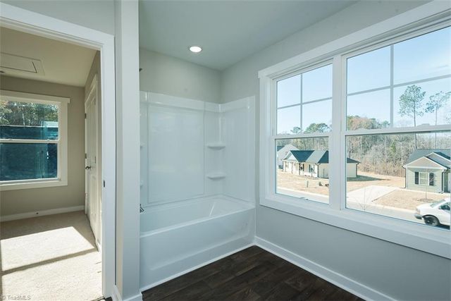 1070 Pinnix Loop, Burlington, NC 27217