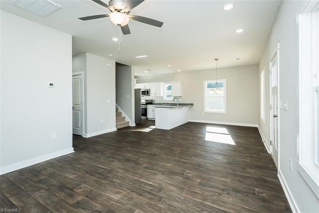 1070 Pinnix Loop, Burlington, NC 27217