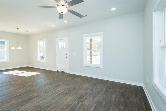 1070 Pinnix Loop, Burlington, NC 27217