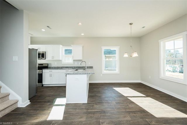 1070 Pinnix Loop, Burlington, NC 27217