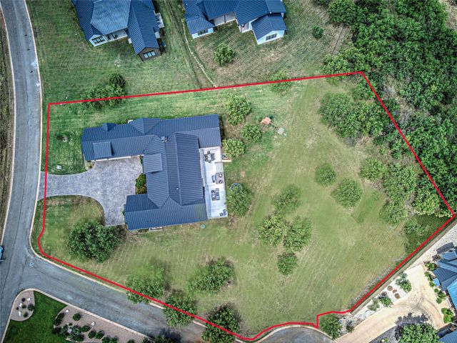 609 Paintbrush, Horseshoe Bay, TX 78657