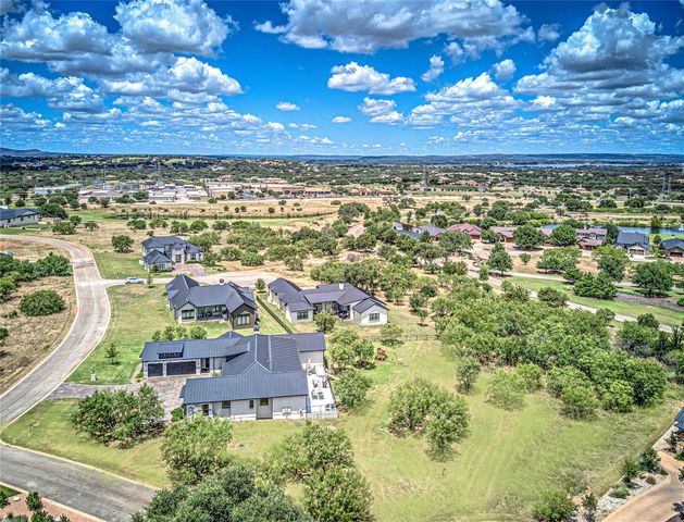 609 Paintbrush, Horseshoe Bay, TX 78657