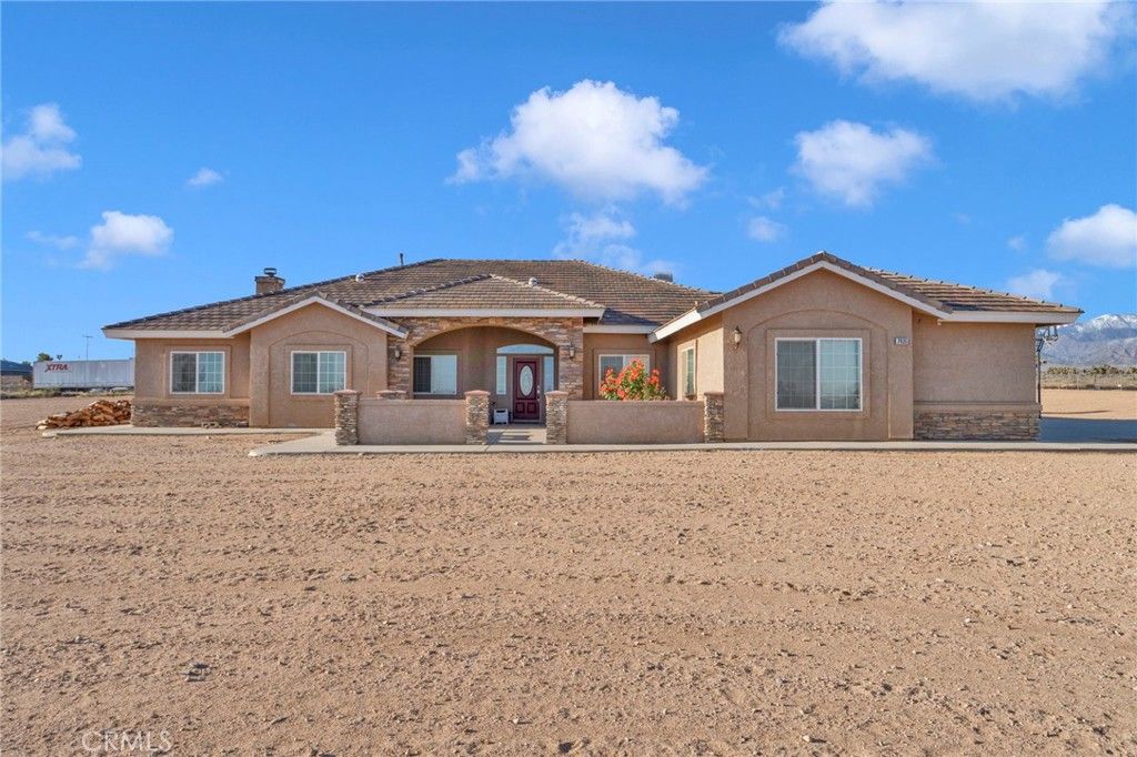 Image 1 of property listing at 7435 Solano, Phelan, CA 92371