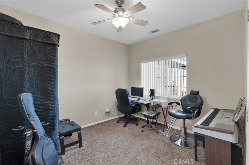 Image 12 of property listing at 7435 Solano, Phelan, CA 92371