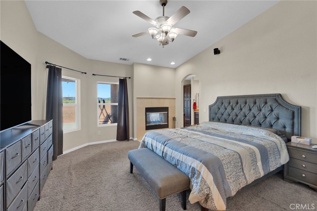 Image 14 of property listing at 7435 Solano, Phelan, CA 92371