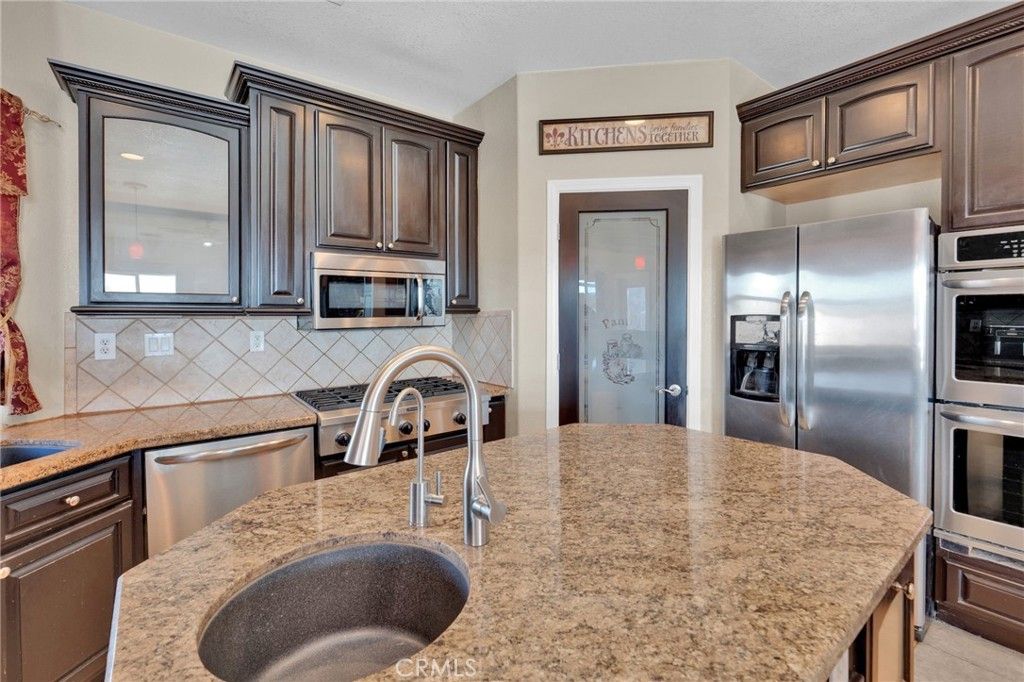 Image 23 of property listing at 7435 Solano, Phelan, CA 92371