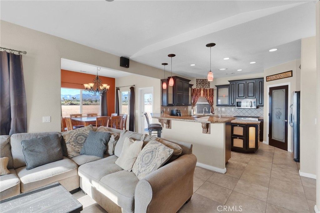 Image 28 of property listing at 7435 Solano, Phelan, CA 92371