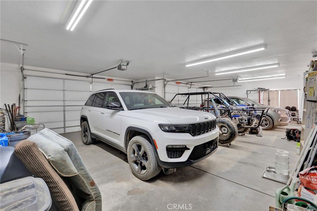 Image 40 of property listing at 7435 Solano, Phelan, CA 92371