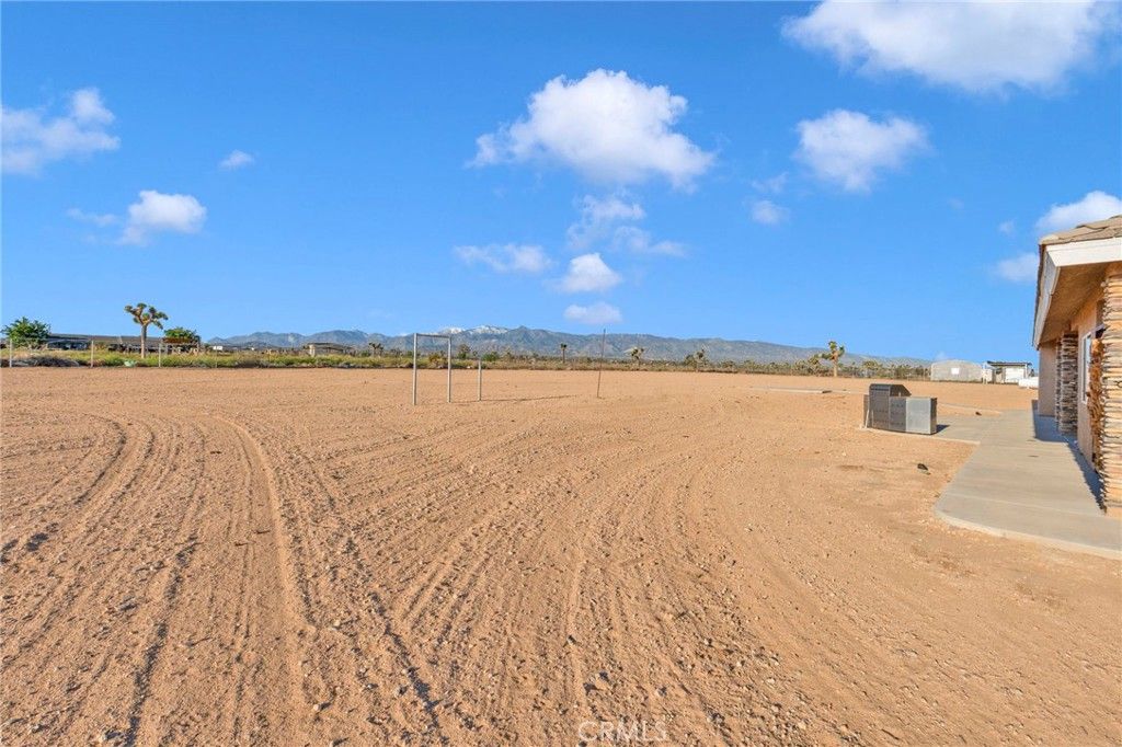 Image 47 of property listing at 7435 Solano, Phelan, CA 92371