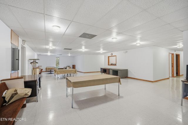 480 Fordtown Rd, Fall Branch, TN 37656