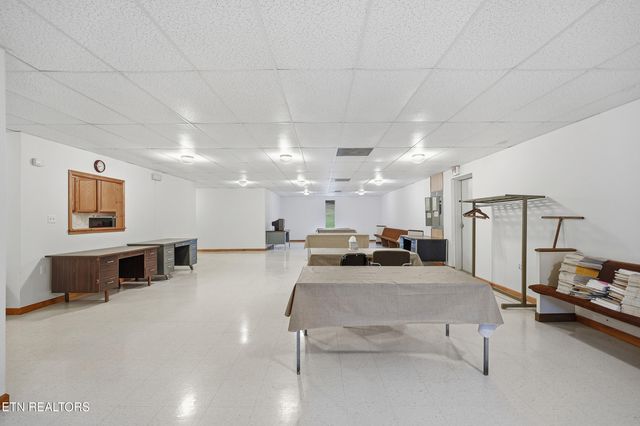 480 Fordtown Rd, Fall Branch, TN 37656