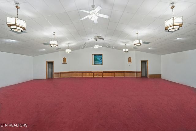 480 Fordtown Rd, Fall Branch, TN 37656