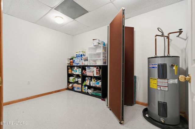 480 Fordtown Rd, Fall Branch, TN 37656