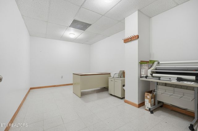 480 Fordtown Rd, Fall Branch, TN 37656