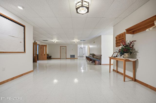 480 Fordtown Rd, Fall Branch, TN 37656