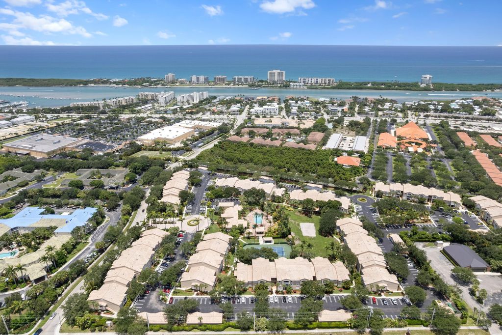 272 Village Boulevard 7109, Tequesta, FL 33469