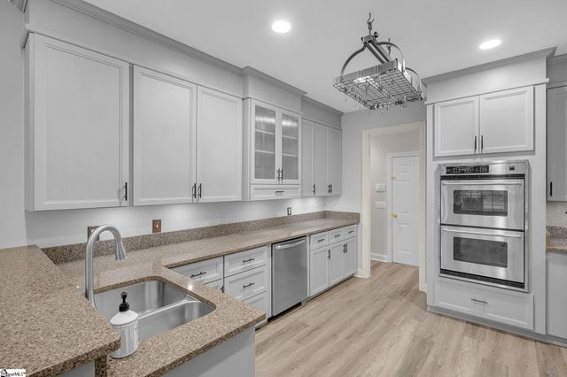 108 Beckworth Drive, Taylors, SC 29687