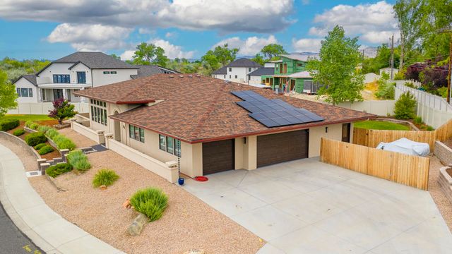724 Ivanhoe Way, Grand Junction, CO 81506