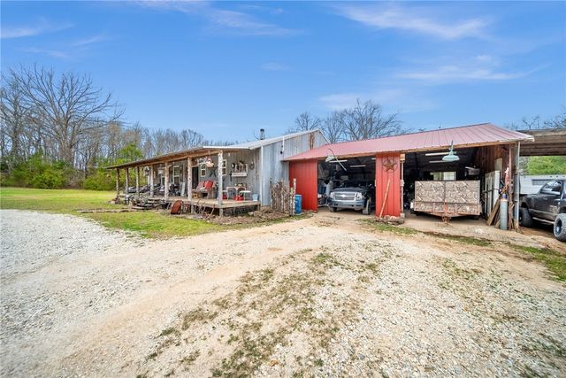 12095 & 12107 Volcano Road, West Fork, AR 72774