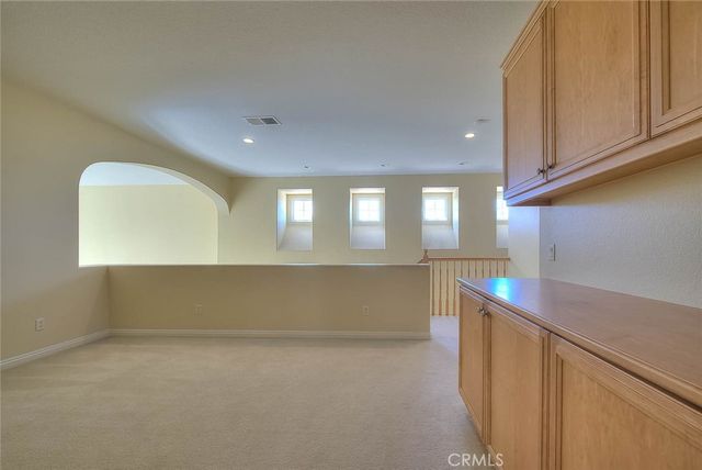 16861 Ridge Cliff, Riverside, CA 92503