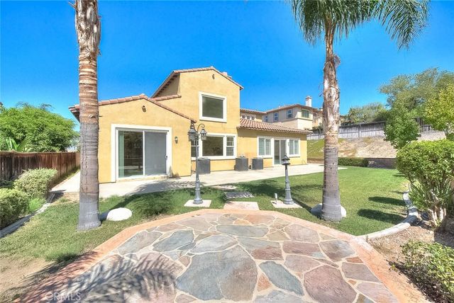 16861 Ridge Cliff, Riverside, CA 92503