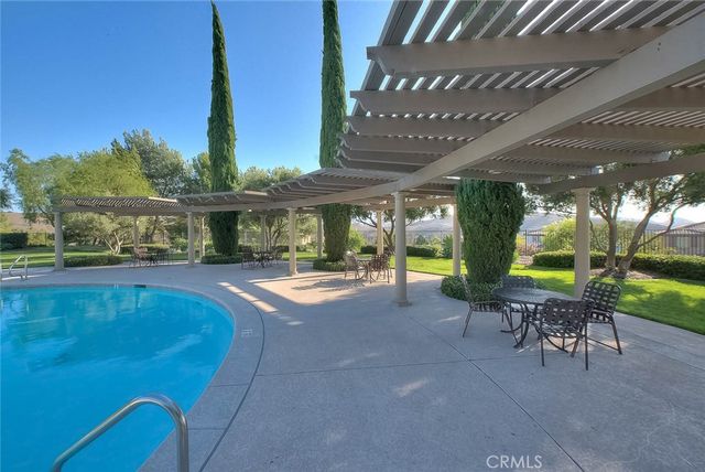16861 Ridge Cliff, Riverside, CA 92503