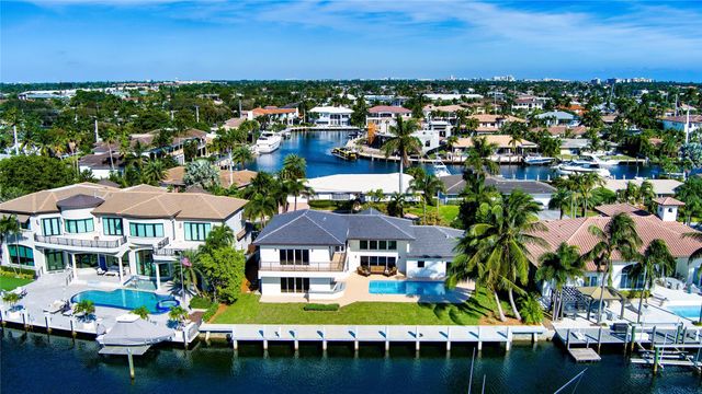 2320 NE 32nd Court, Lighthouse Point, FL 33064