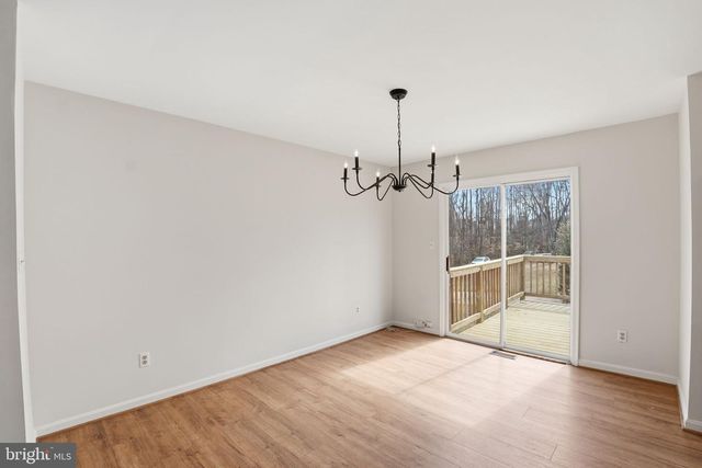 5545 SPANGLER LN, Woodbridge, VA 22193