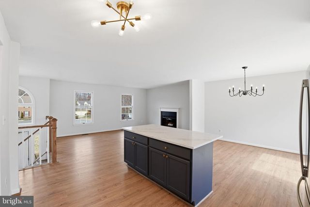 5545 SPANGLER LN, Woodbridge, VA 22193