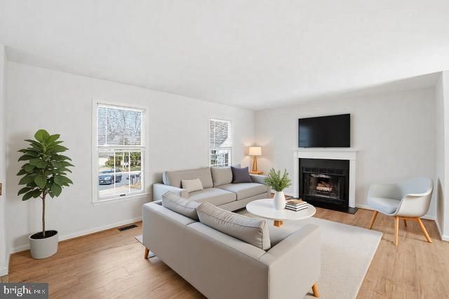 5545 SPANGLER LN, Woodbridge, VA 22193