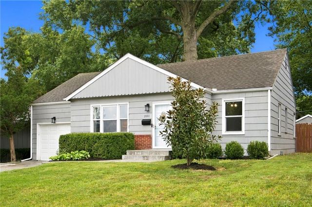 2001 W 73rd Street, Prairie Village, KS 66208
