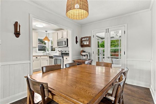 2001 W 73rd Street, Prairie Village, KS 66208