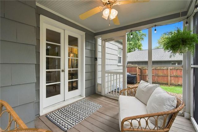 2001 W 73rd Street, Prairie Village, KS 66208