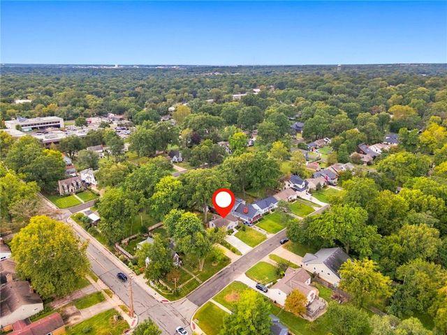 2001 W 73rd Street, Prairie Village, KS 66208