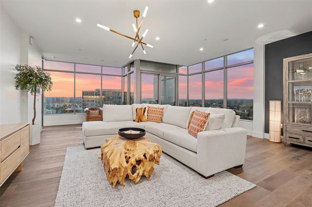 501 West Ave 1604, Austin, TX 78701