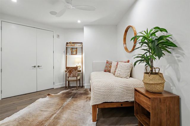 501 West Ave 1604, Austin, TX 78701