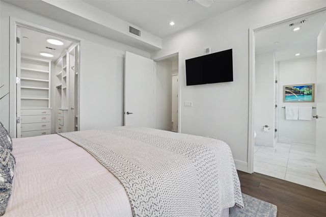 501 West Ave 1604, Austin, TX 78701
