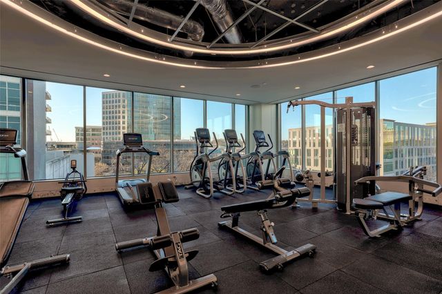501 West Ave 1604, Austin, TX 78701
