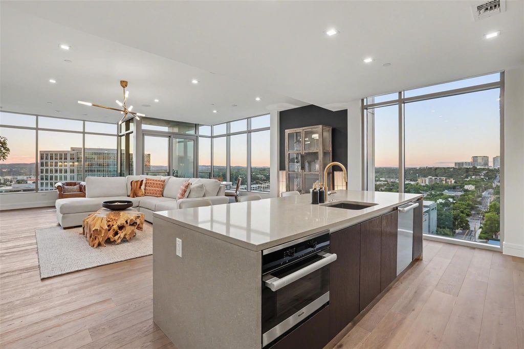501 West Ave 1604, Austin, TX 78701