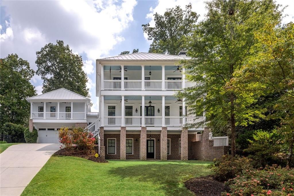 2827 Cravenridge NE Drive, Brookhaven, GA 30319