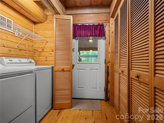 916 Fire Tower Road, Bostic, NC 28018