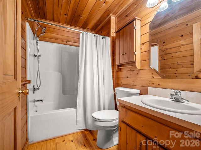 916 Fire Tower Road, Bostic, NC 28018