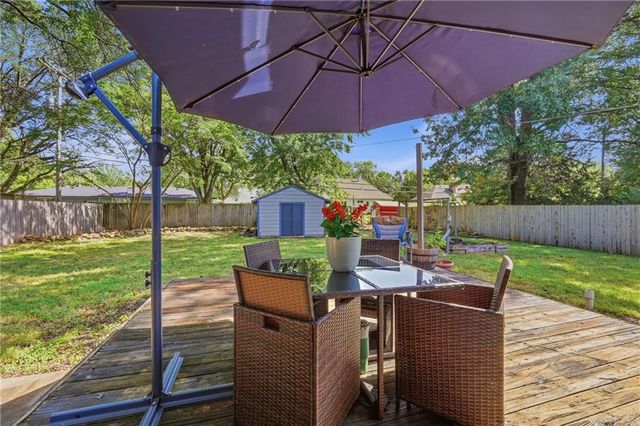 804 S Brentwood Street, Olathe, KS 66061