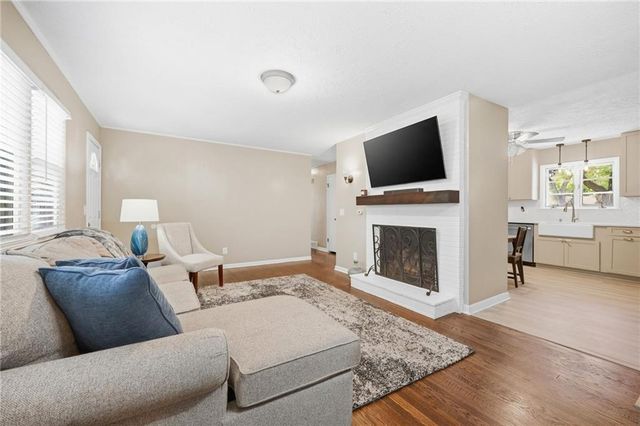 804 S Brentwood Street, Olathe, KS 66061