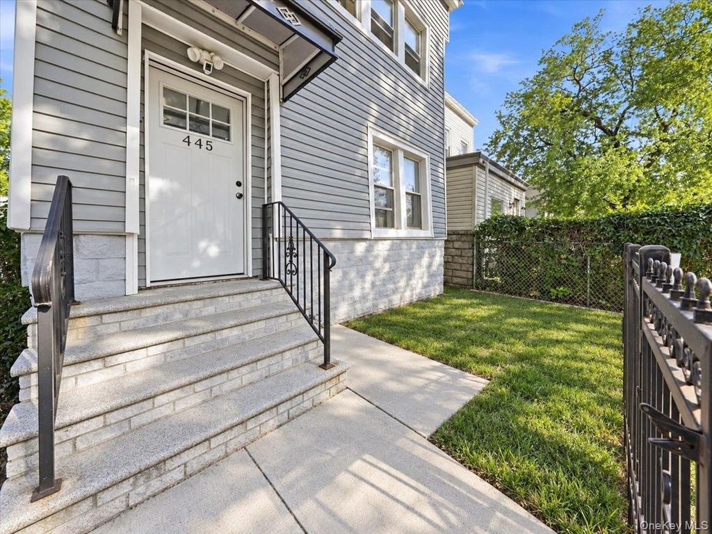 445 S 8th Avenue, Mount Vernon, NY 10550 — photo 3