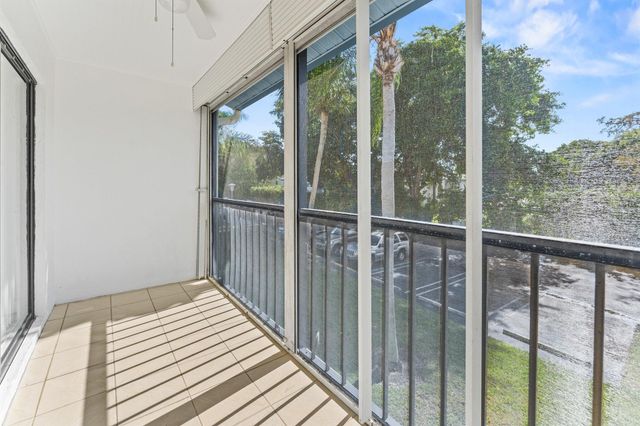 1117 Green Pine Boulevard D2, West Palm Beach, FL 33409