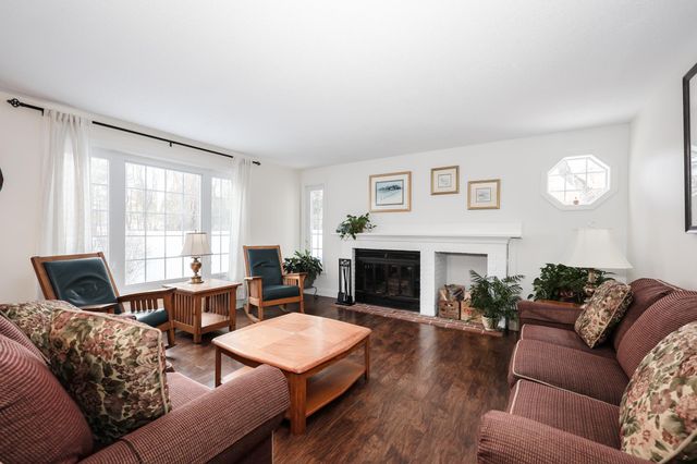 152 Straw Hill Road, Manchester, NH 03104